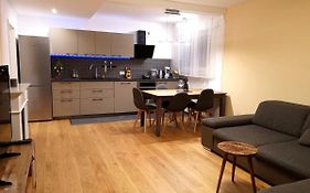 Family Suites & Parking