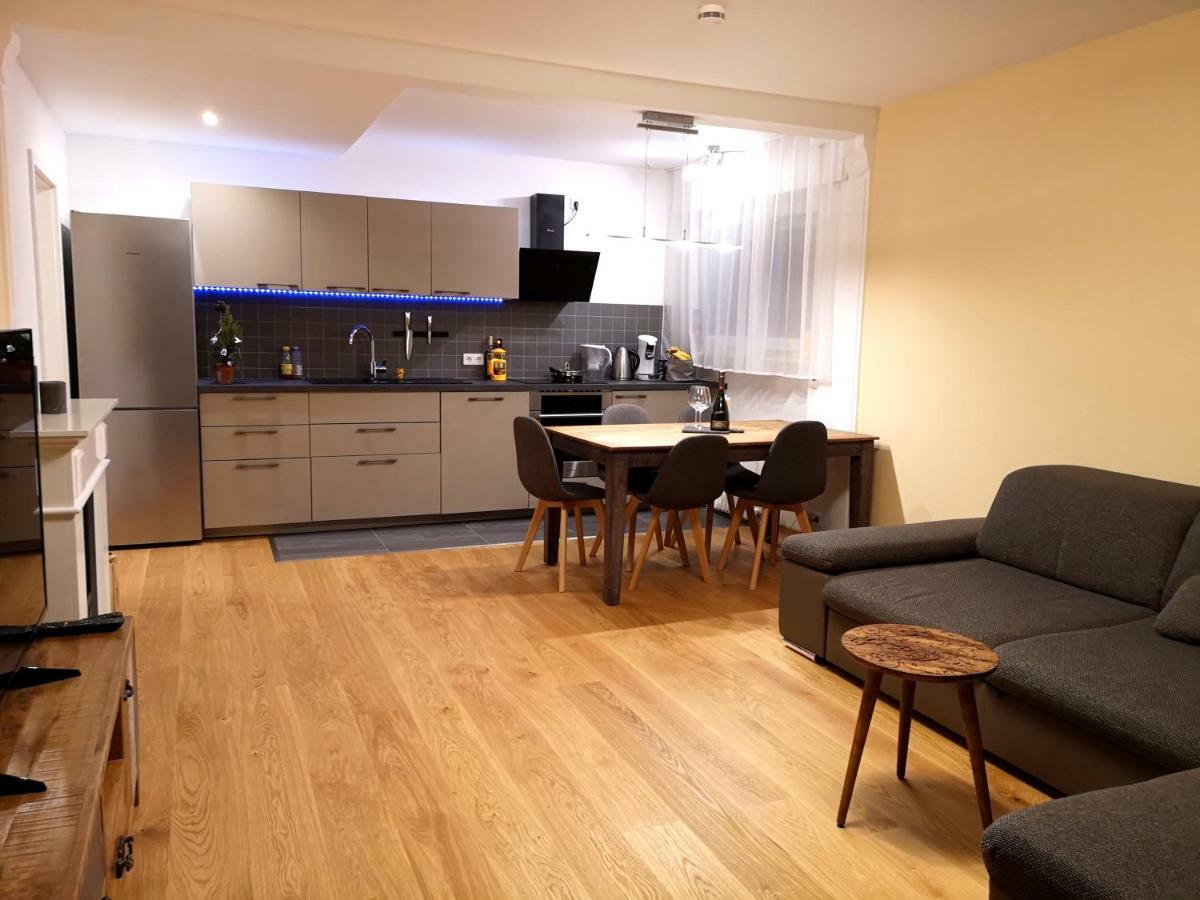 Family Suites & Parking Baden-Baden Extérieur photo