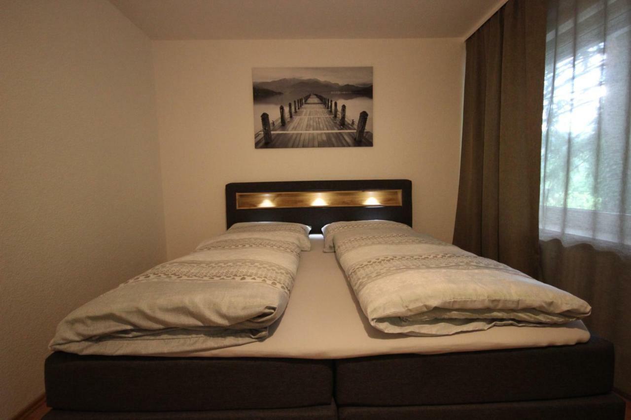 Family Suites & Parking Baden-Baden Extérieur photo